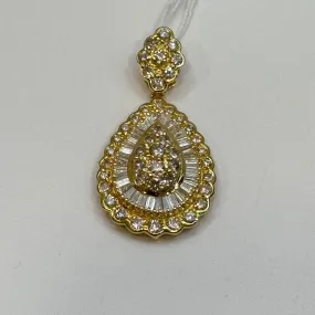 18KYG Diamond Pendant