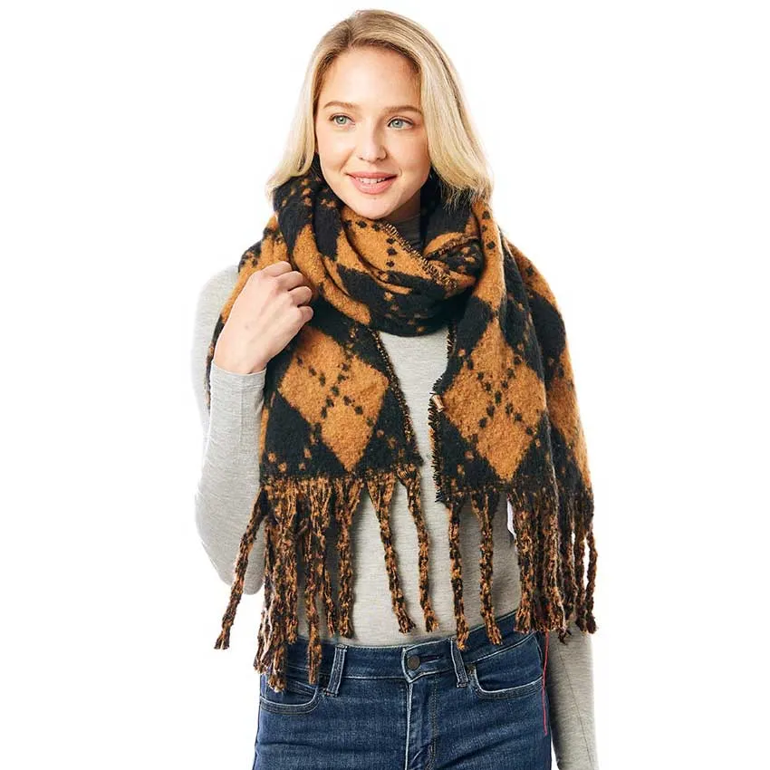 Argyle Print Oblong Scarf With Fringe