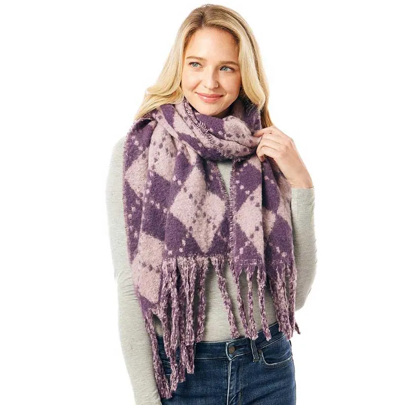 Argyle Print Oblong Scarf With Fringe