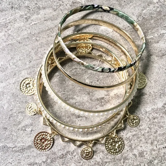 BOHO INSPIRED GOLD PEARL GREEN FLORAL MIXED BANGLE SET