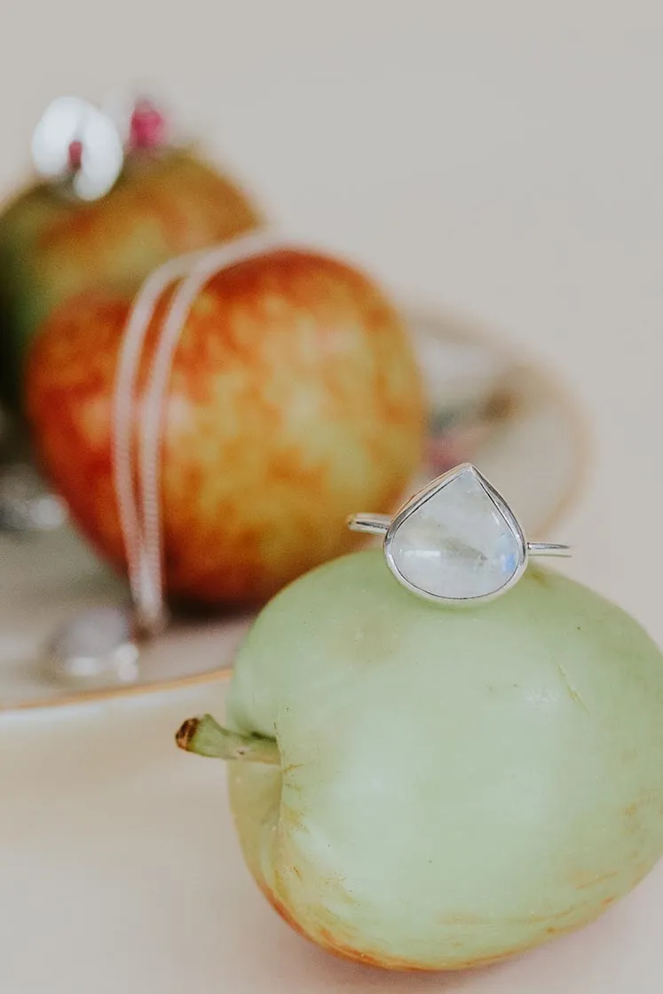 Dew Drop Ring - Moonstone