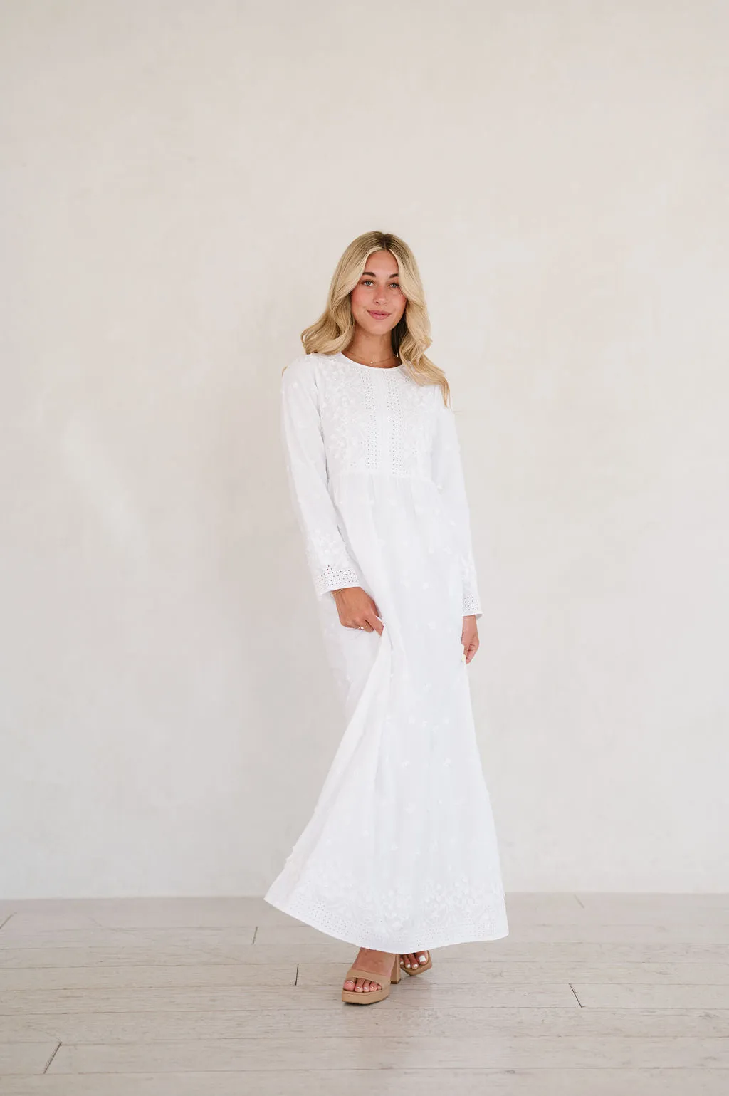 Exquisite Elia Temple Maxi Dress for Special Occasions