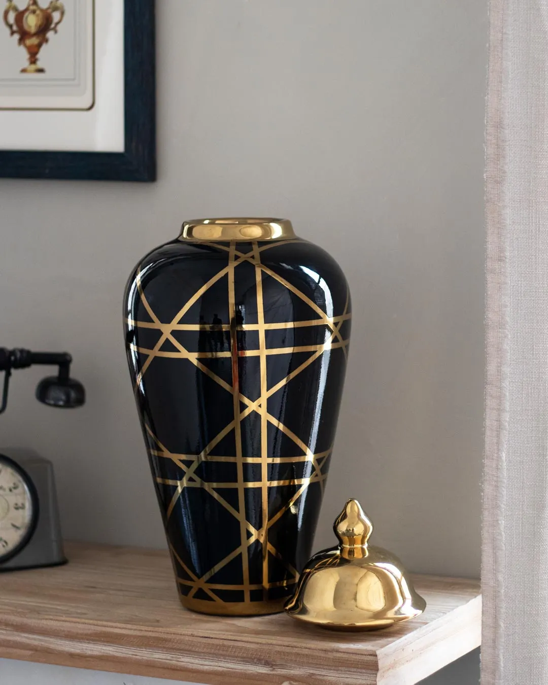 'Golden Stroke' Temple Jar - Small