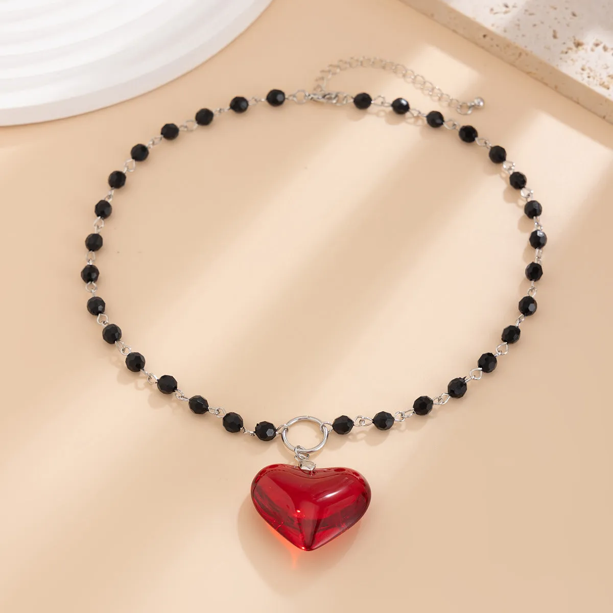 Heart shaped pendant necklace