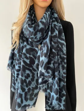 LARGE BLUE LEOPARD PRINT SCARF