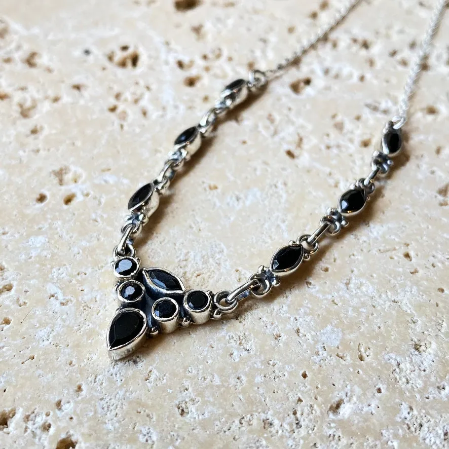 Onyx Necklace - Aria