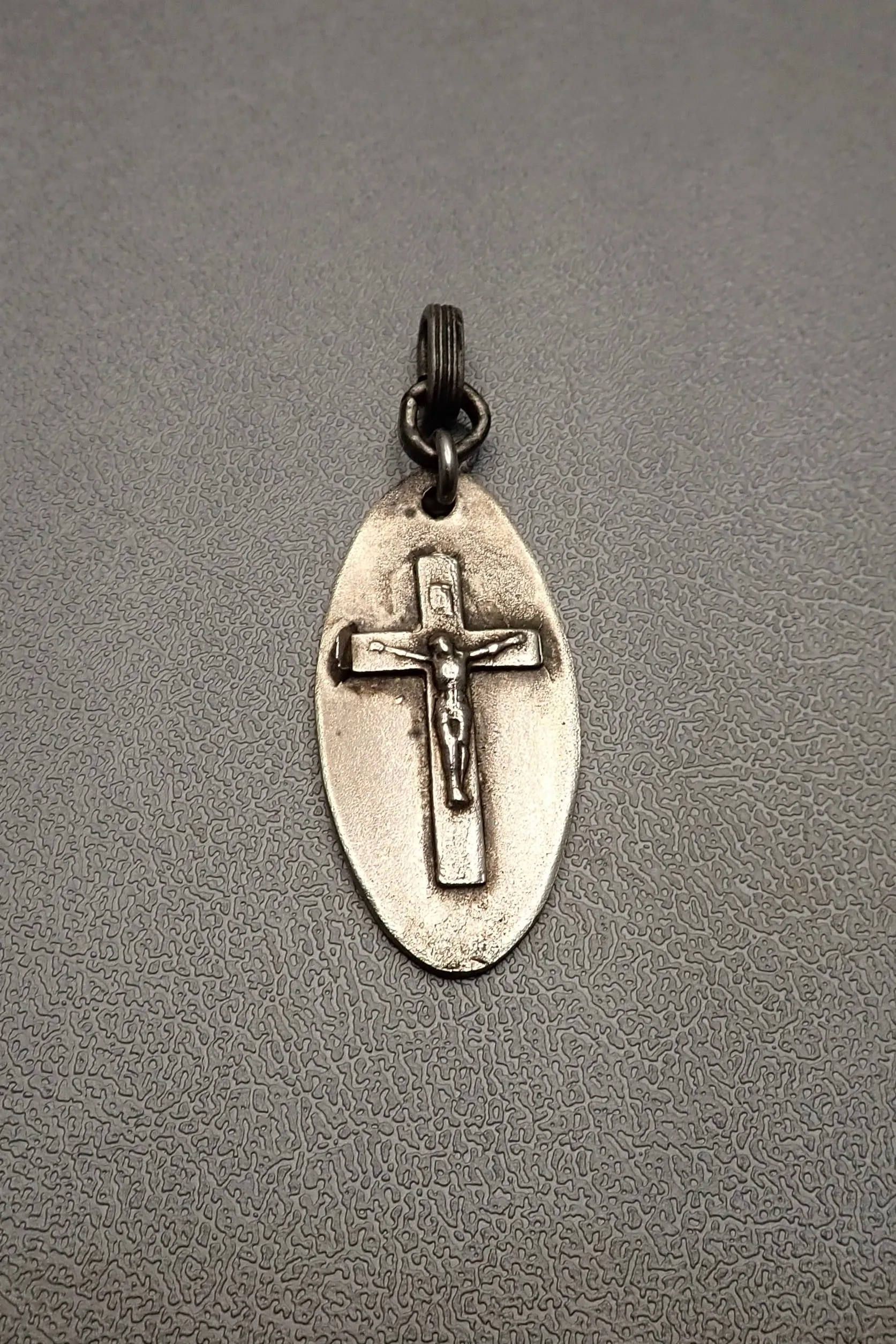 OVAL CROSS TAG PENDANT