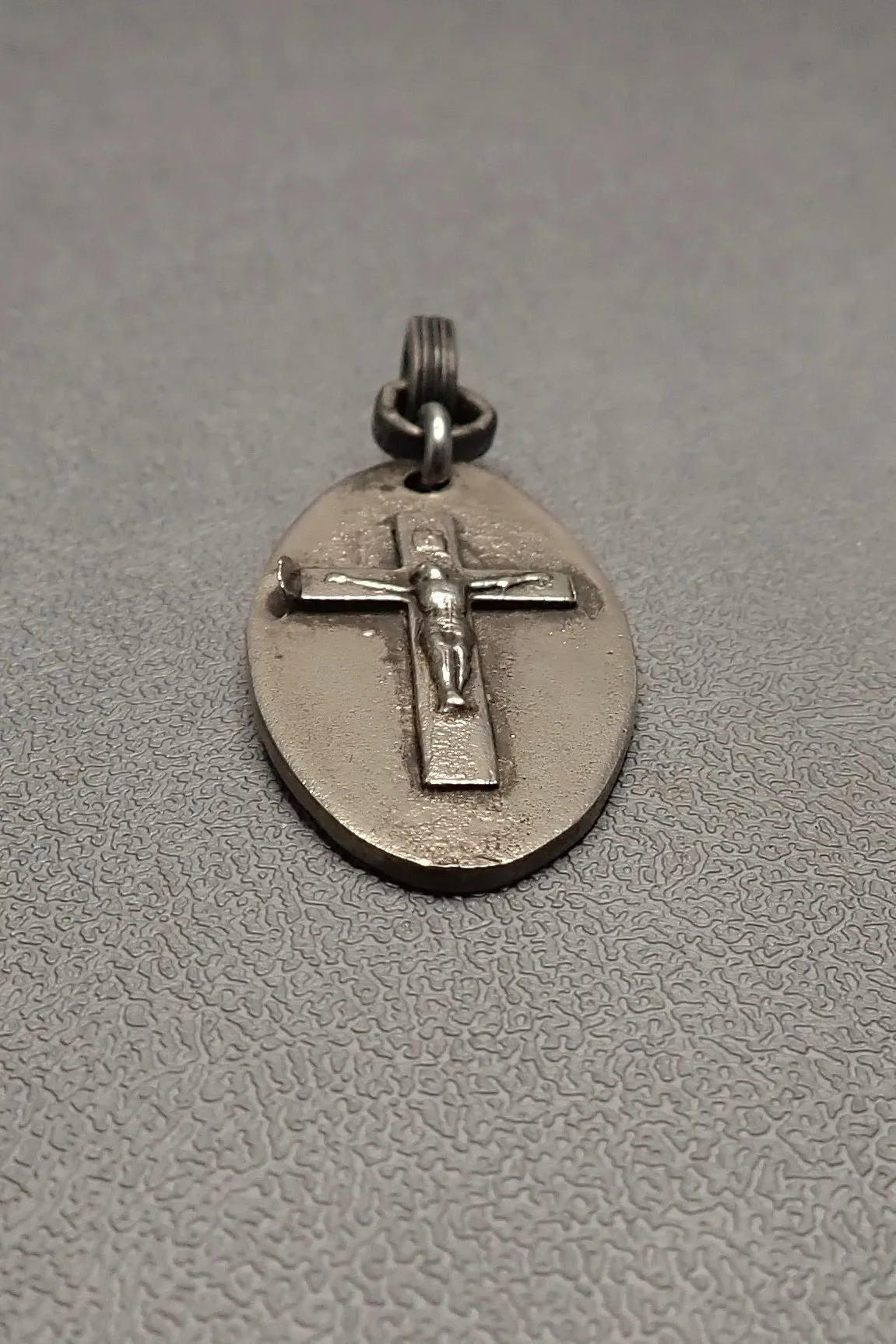 OVAL CROSS TAG PENDANT