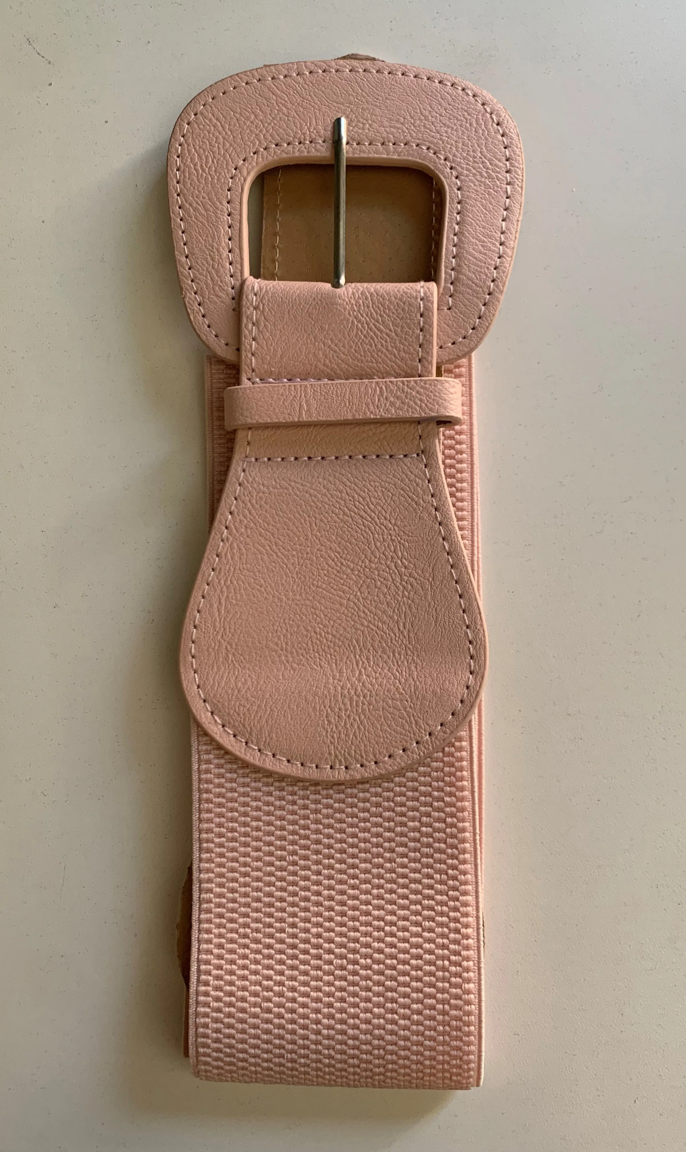 Pinup elastic belt