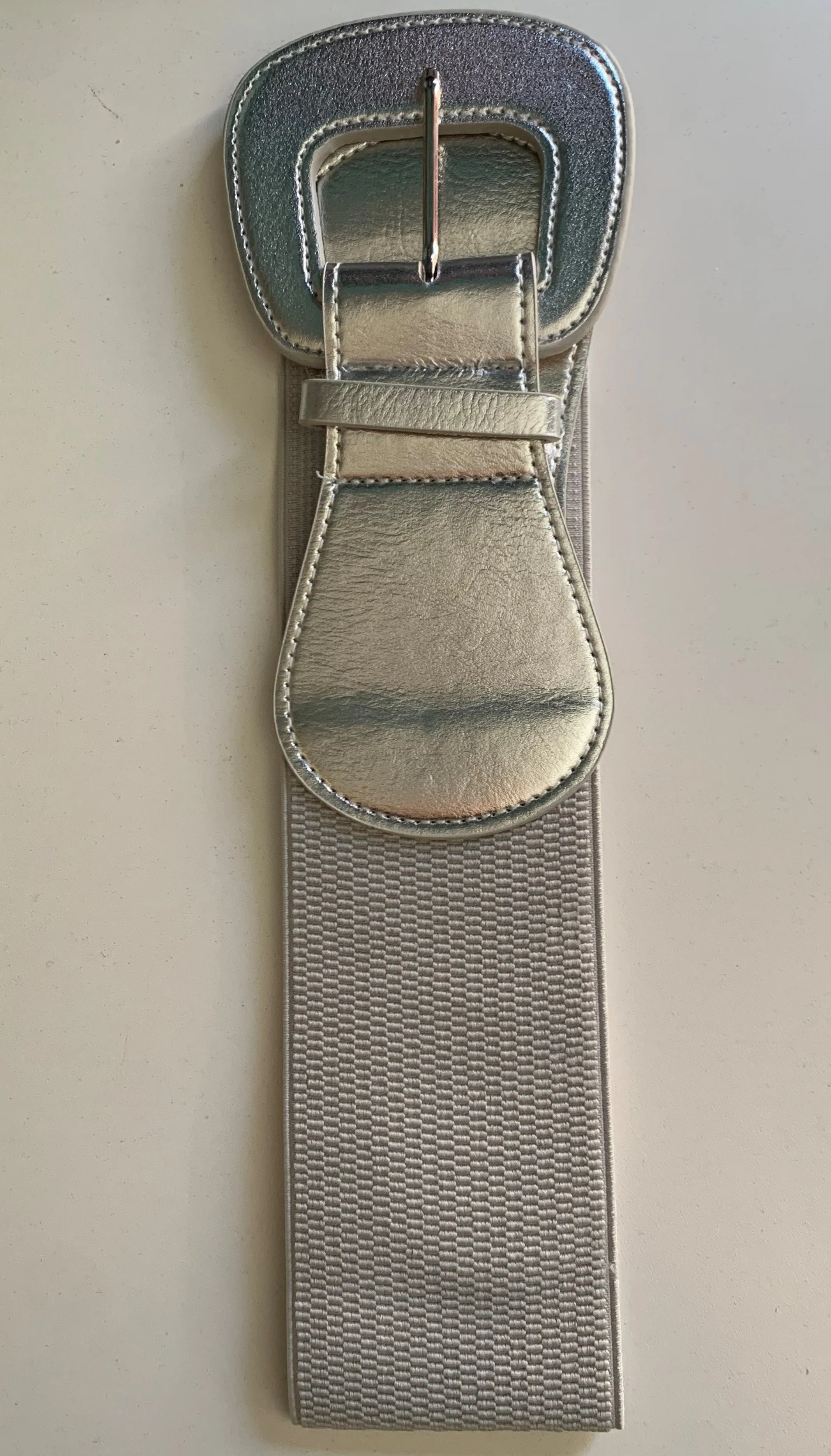 Pinup elastic belt